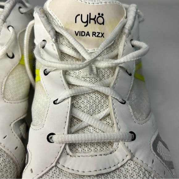 Ryka White Vida RZX White Trainer Shoe Sneakers Women’s Size 9.5 - Picture 9 of 13